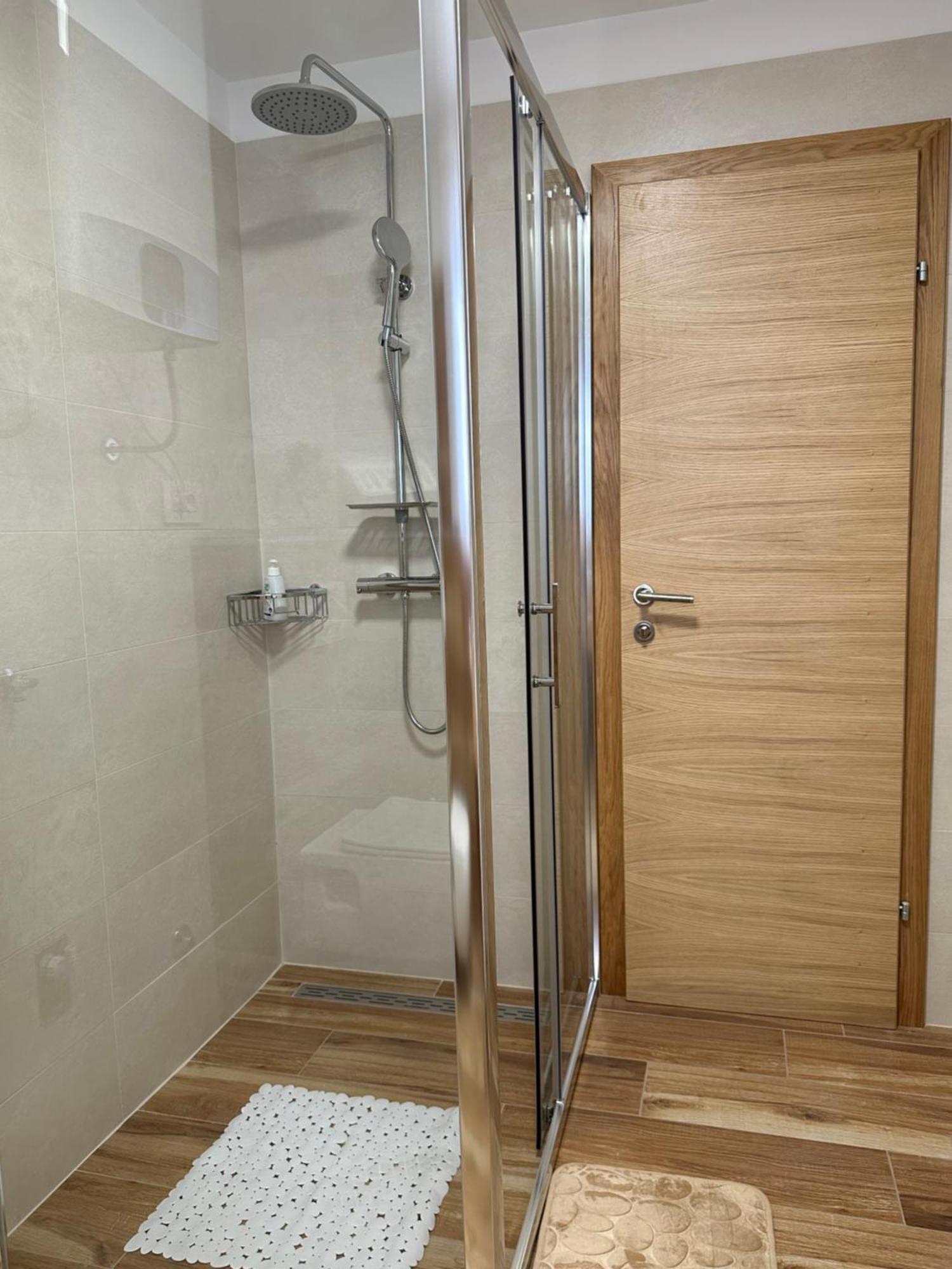 PUY Lux Apartments In Downtown מראה חיצוני תמונה