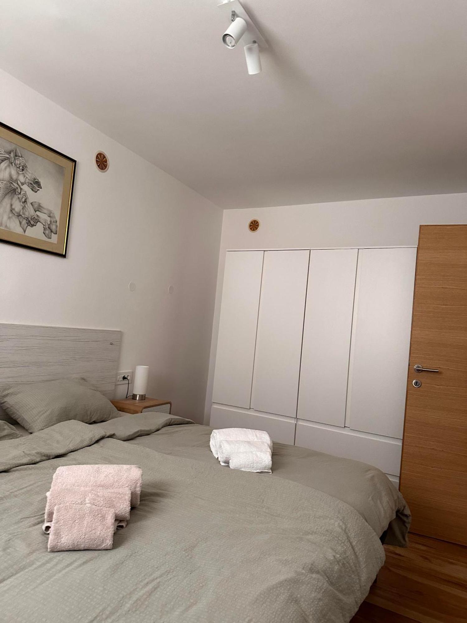 PUY Lux Apartments In Downtown מראה חיצוני תמונה